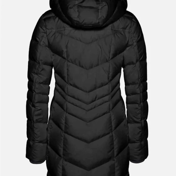 Bogner knee length puffer coat. EUC, black, size 6. Original hood not included. - Picture 7 of 9